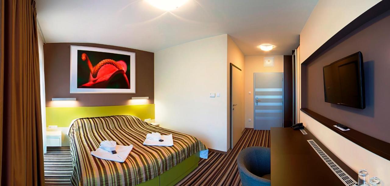 Hotel Air Holic Luaran gambar